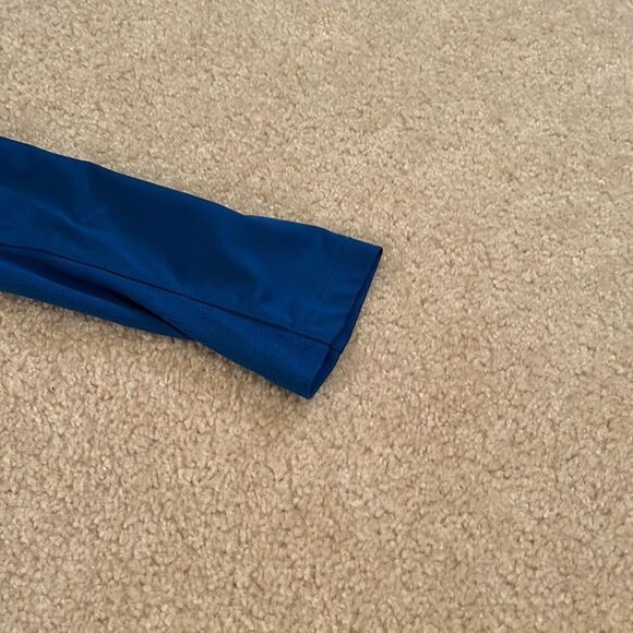 NIKE DRI-FIT SIZE MEDIUM SHIRT - Picture 4 of 9